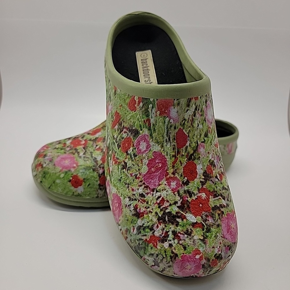Backdoorshoes Garden Clogs Size 7 Floral Poppy Wildflower Waterproof Lightweight